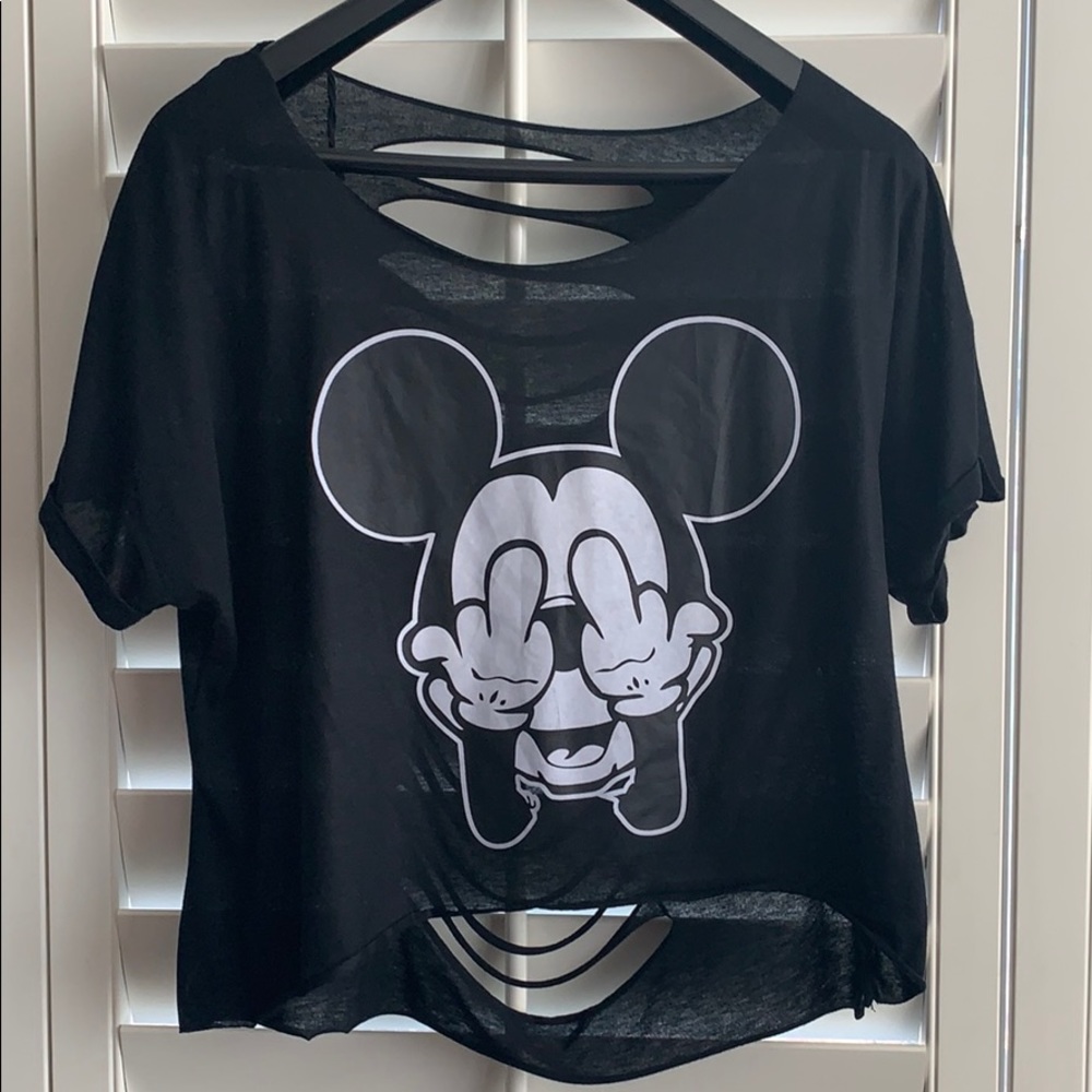 Cut out back tee